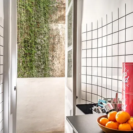 T1 Apt In Alcantara 15 Mins From Docas Apartamento