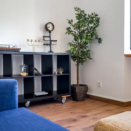 T1 Apt In Alcantara 15 Mins From Docas Apartmán Lisboa